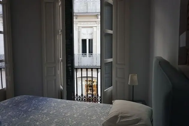 Basic Apart Daire, 1 Büyük (Queen) Boy Yatak ve Çekyat, Mutfak, Şehir Manzaralı