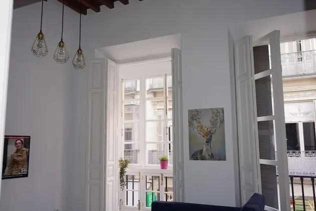 Basic Apart Daire, 1 Büyük (Queen) Boy Yatak ve Çekyat, Mutfak, Şehir Manzaralı