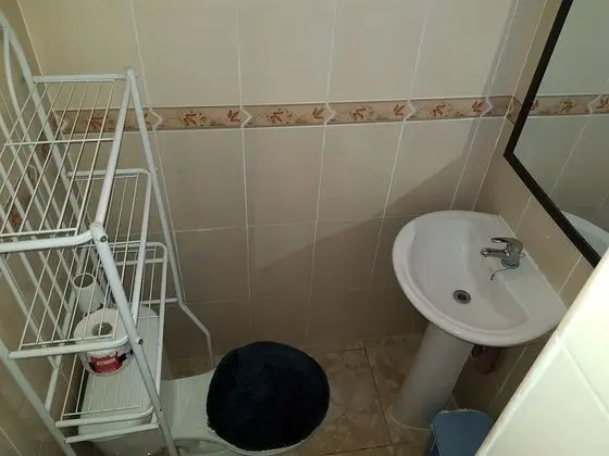 Economy Apart Daire, Dağ Manzaralı