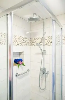 Superior Apart Daire (2 Adults and 1 Child)