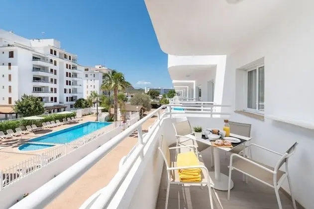 Standard Apart Daire, Balkon, Bahçe Manzaralı