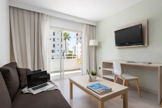Standard Apart Daire, Balkon, Bahçe Manzaralı