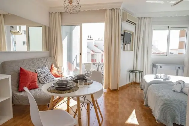 Stüdyo, Balkon