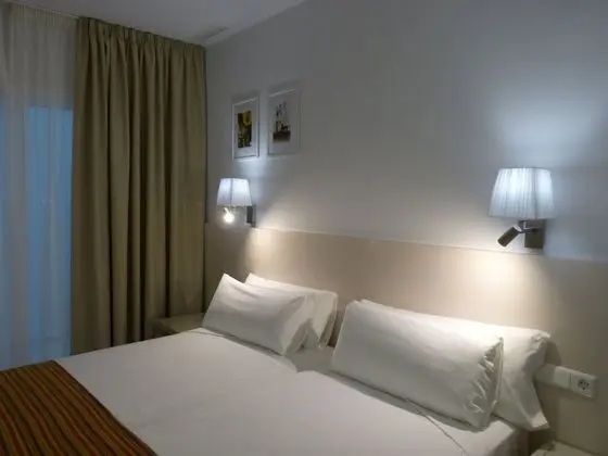 Apart Daire, 1 Çift Kişilik Yatak