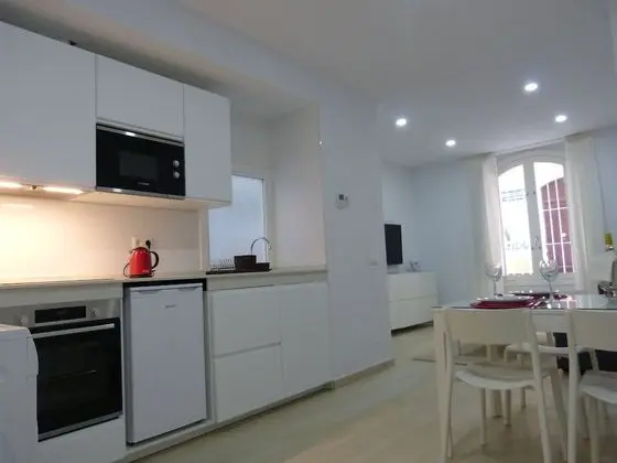 Apart Daire, 1 Çift Kişilik Yatak