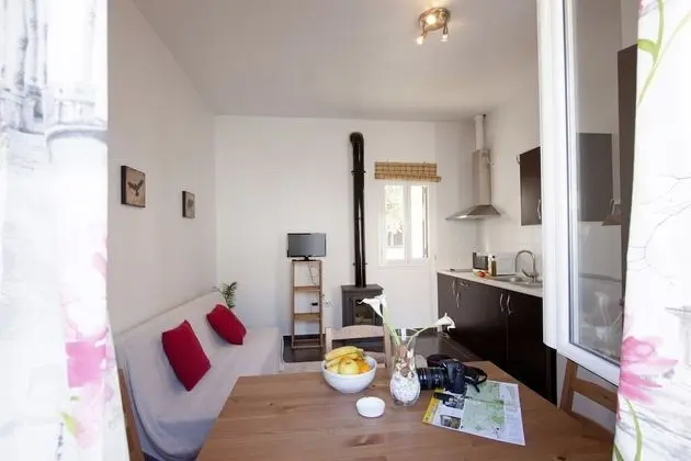 Apart Daire, 2 Yatak Odası, Şömine