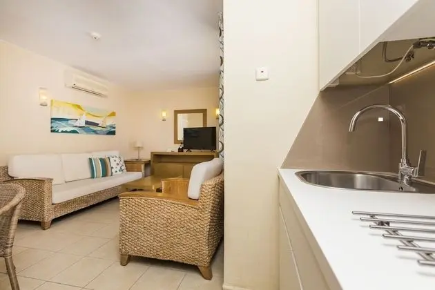 Apart Daire (with French Balcony, 3+1)