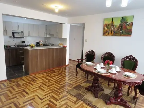 Apart Daire, 3 Yatak Odası, 2 Banyolu (QW1)