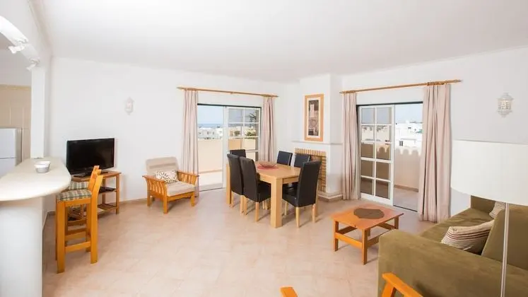 Apart Daire, 2 Yatak Odası, Deniz Manzaralı
