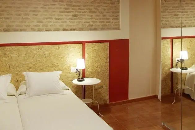 Deluxe Stüdyo, Zemin Kat