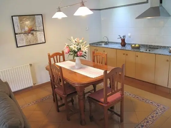 Apart Daire, 2 Yatak Odası, Balkon, Bahçe Manzaralı (216313952)