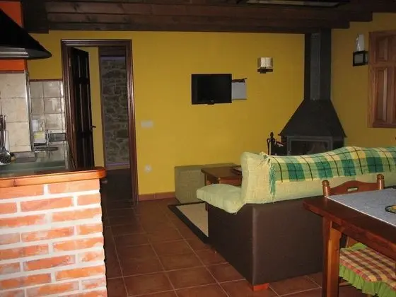 Apart Daire, 2 Yatak Odası, Teras, Dağ Manzaralı (El Sucu)