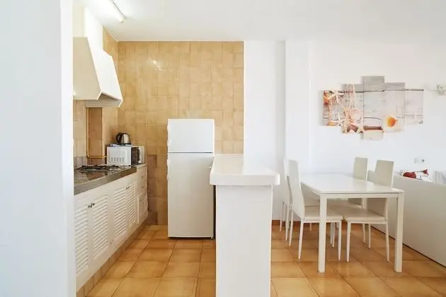 Apart Daire, Balkon (Triple)