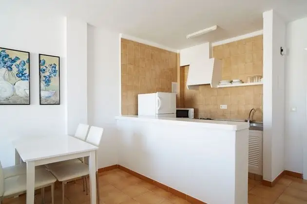 Apart Daire, Balkon (Triple)