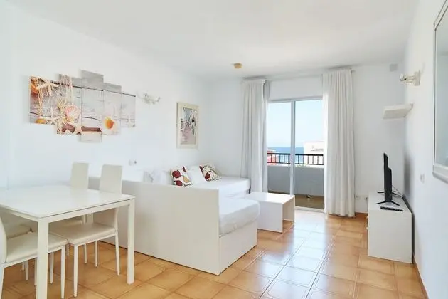 Apart Daire, Balkon (Triple)