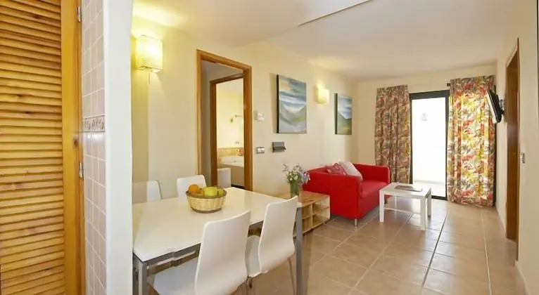 Apart Daire, 2 Yatak Odası, Balkon