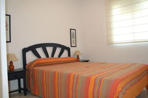 Standard Apart Daire, 2 Yatak Odası, Havuz Manzaralı, Plaj Kenarı