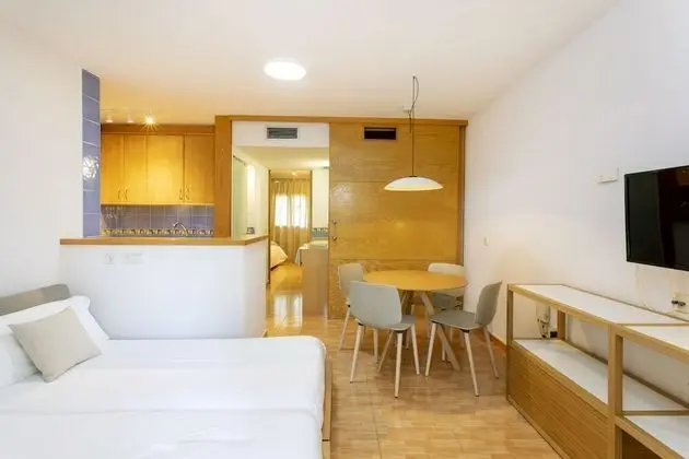Standard Apart Daire, Balkon
