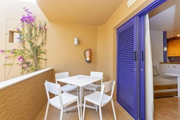 Standard Apart Daire, Balkon