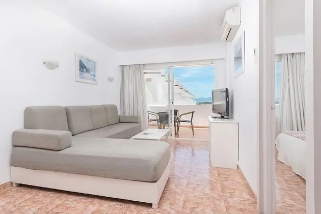 Apart Daire, 1 Yatak Odası, Havuz Manzaralı