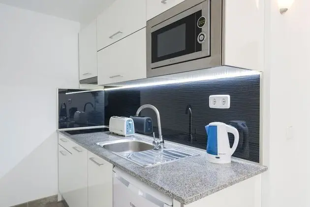 Apart Daire, 1 Yatak Odası, Havuz Manzaralı