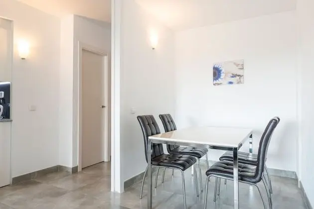 Apart Daire, 1 Yatak Odası, Havuz Manzaralı
