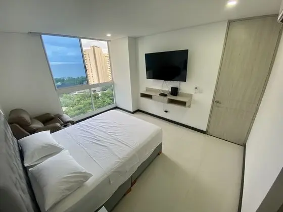 Apartamento Elite, 2 habitaciones, vistas al mar (SMR332A)