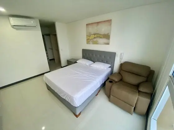 Apartamento Elite, 2 habitaciones, vistas al mar (SMR332A)