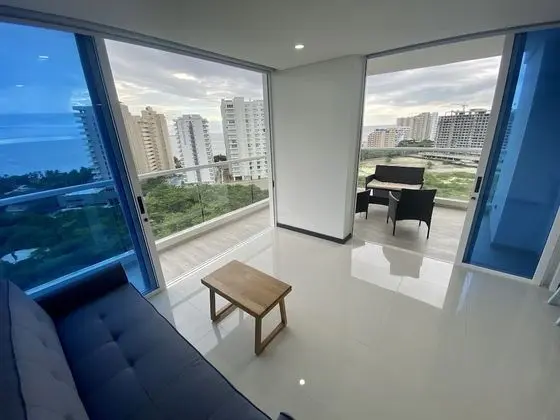Apartamento Elite, 2 habitaciones, vistas al mar (SMR332A)