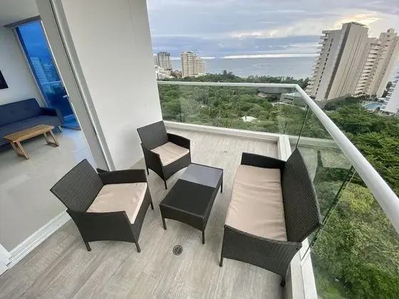 Apartamento Elite, 2 habitaciones, vistas al mar (SMR332A)