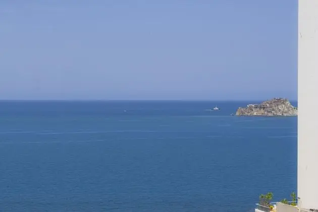 Apart Daire, 1 Yatak Odası, Deniz Manzaralı (SMR279A)