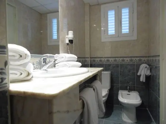 Üç Kişilik Oda (2 adults + 1 child)