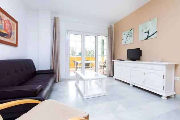 Apart Daire, 2 Yatak Odası, Teras, Havuz Manzaralı (Apartamento N3)