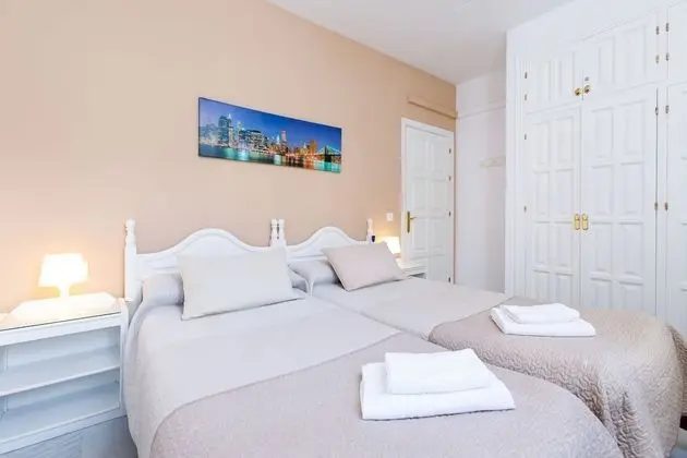 Apart Daire, 2 Yatak Odası, Teras, Havuz Manzaralı (Apartamento N3)