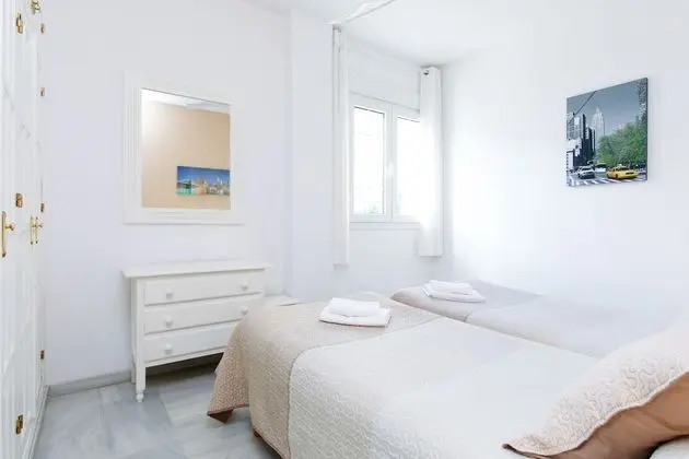 Apart Daire, 2 Yatak Odası, Teras, Havuz Manzaralı (Apartamento N3)