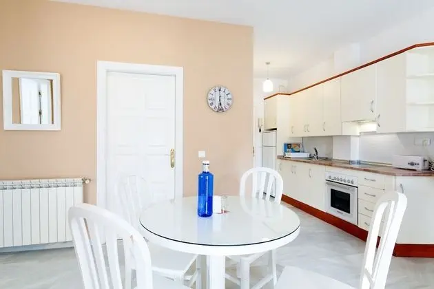 Apart Daire, 2 Yatak Odası, Teras, Havuz Manzaralı (Apartamento N3)