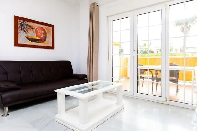 Apart Daire, 2 Yatak Odası, Teras, Havuz Manzaralı (Apartamento N3)