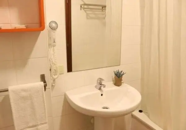 Apart Daire (Single)