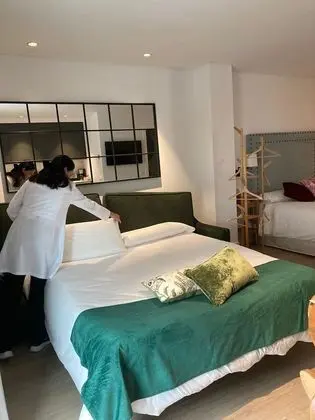 Standard Stüdyo, Engellilere Uygun, Teras