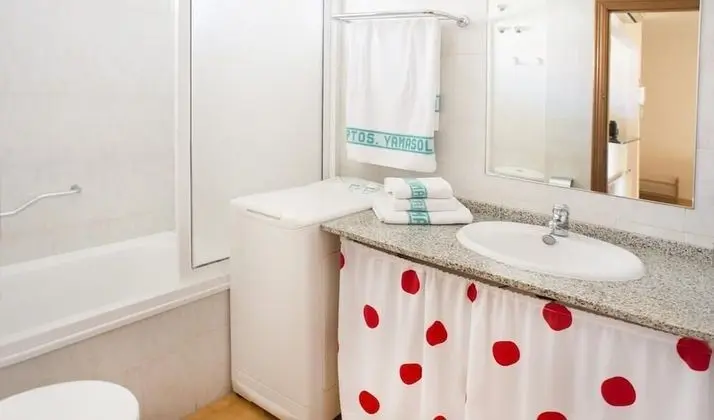 Standard Apart Daire, 2 Tek Kişilik Yatak, Sigara İçilmez, Havuz Manzaralı