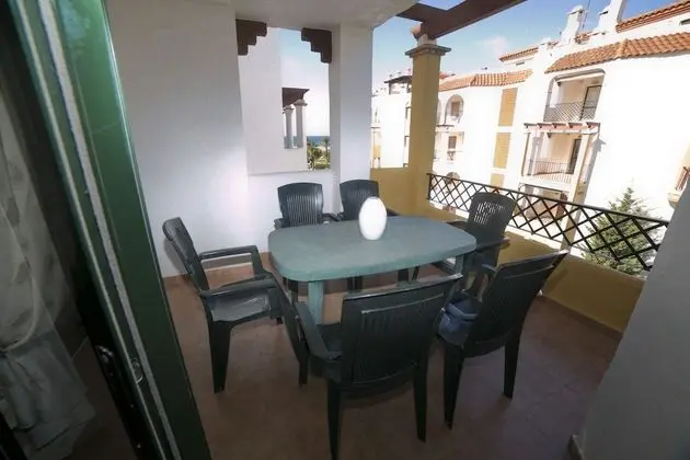 Apart Daire, 2 Yatak Odası (C 331)