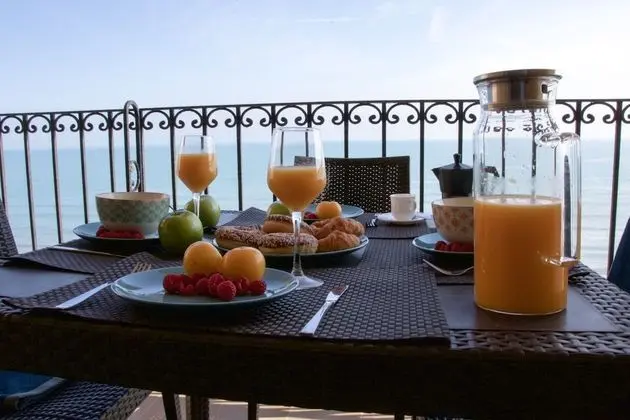 Apart Daire, 3 Yatak Odası, Okyanus Manzaralı