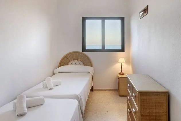 Apart Daire, 3 Yatak Odası, Okyanus Manzaralı