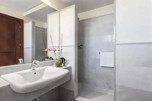 Standard Apart Daire, 2 Tek Kişilik Yatak, Teras, Havuz Manzaralı