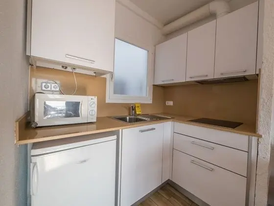 Economy Apart Daire, Balkon