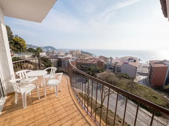 Economy Apart Daire, Balkon