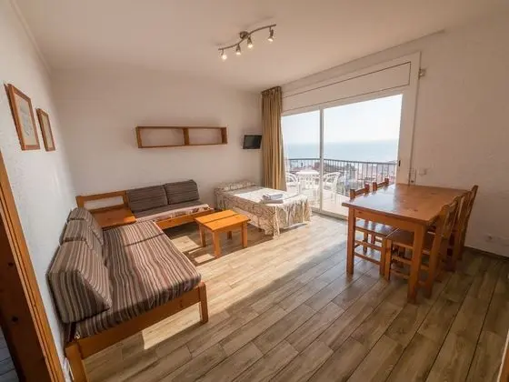 Economy Apart Daire, Balkon