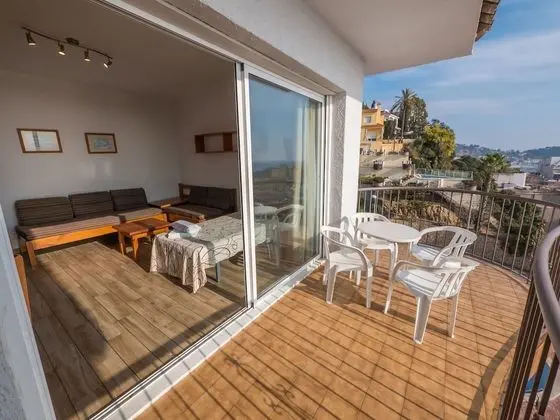Economy Apart Daire, Balkon