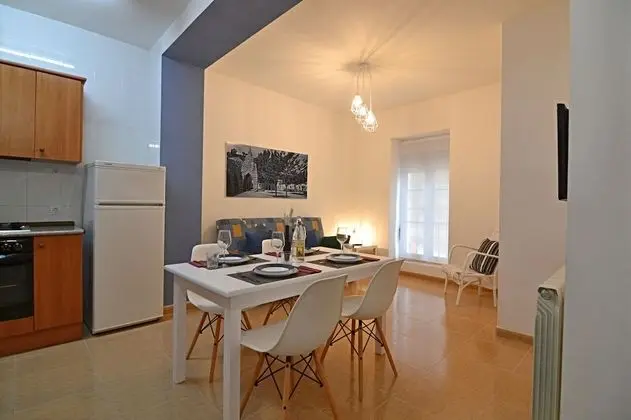 Apart Daire, Banyolu/Duşlu (Planta baja)