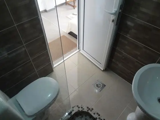 Basic Stüdyo, Avlu Manzaralı